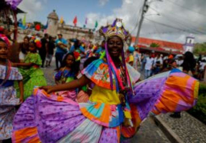 Congos reafirman su patrimonio inmaterial en festival