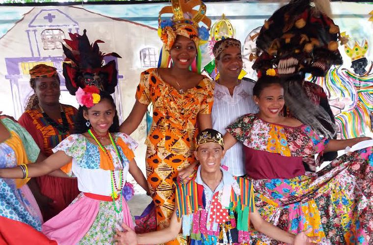 Celebración Del Día De La Etnia Negra Con Desfile Virtual | Critica