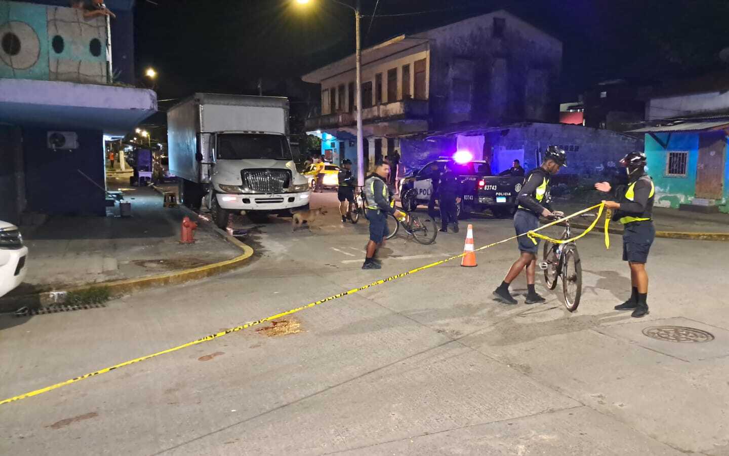 Zona acordonada por la Policía Nacional tras el ataque armado.