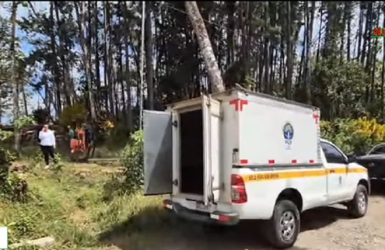 muere, hombre, 56 años, Las Minas, cae tractor, aplasta, lo manejaba