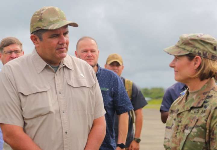 La jefa del Comando Sur de Estados Unidos, Laura Richardson, cerró este martes una visita a Panamá con una gira por la provincia del Darién.