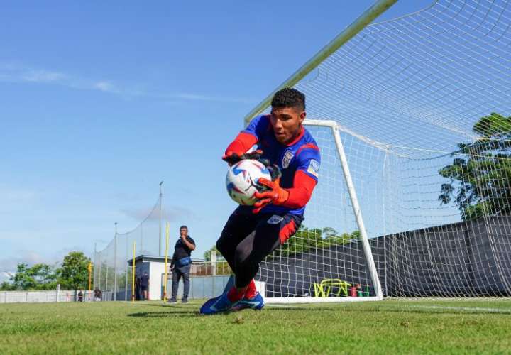 Orlando Mosquera, arquero de la selección panameña. /Foto: Fepafut