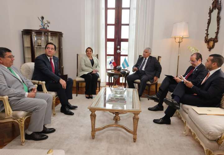 Presidentes de Panamá y Honduras fortalecen cooperación bilateral