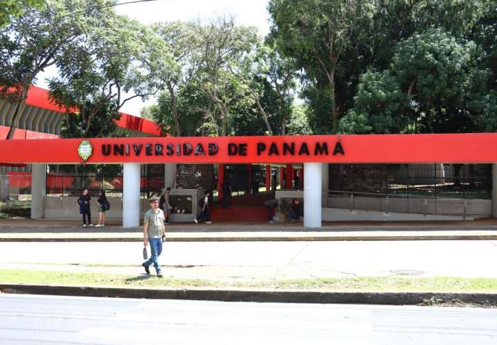 Universidad de Panamá.