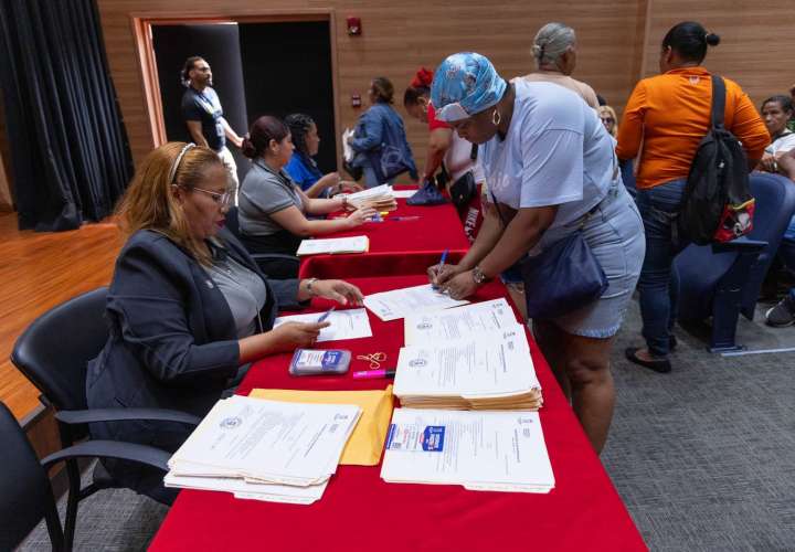 Alcaldía de Panamá  250 permisos temporales a microempresarios 