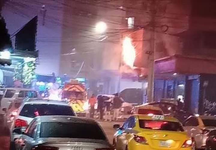 Escena del incendio en bar-restaurante.    (Foto: Tráfico Panamá)