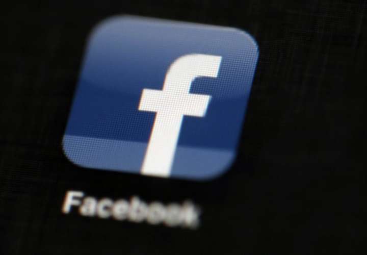 Solo de octubre a diciembre, Facebook inhabilitó casi 1.300 millones de cuentas. AP