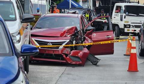 Auto involucrado en el homicidio y colisión.  (Foto: Leandro Ortiz)