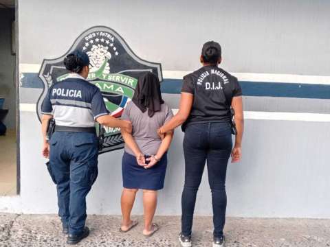 La mujer fue llevada al Ministerio Público.