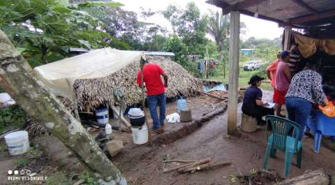 Así quedó el rancho que era utilizado como cocina.