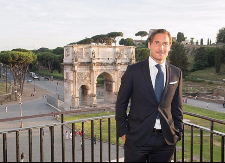 El excapitán del Roma. Foto:Instagram