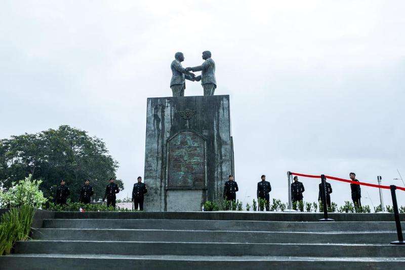 La estatua es bautizada como “La Conquista de la Soberanía”,