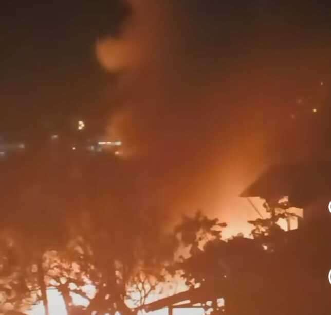 Escena del incendio.  (Foto: Pulso Informativo Bocas)
