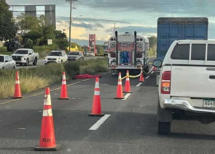 Escena del fatal accidente de tránsito.