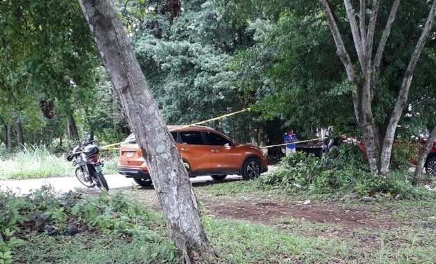 El vehículo fue abandonado en La Chicharronera.