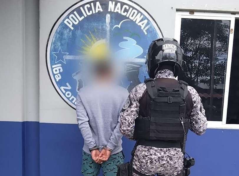 Unidades Linces ubicaron al sospechoso y lo condujeron hasta la estación policial de Las Garzas.