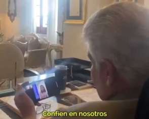 Mandatario Mulino conversa con la líder venezolana.