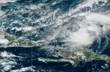 Está previsto que este fin de semana Oscar provoque fuertes lluvias en las islas del Caribe. Foto: EFE