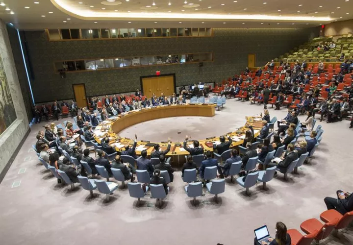 El pleno del Consejo de Seguridad votando que su misión en Colombia verifique el cese al fuego con el ELN, en la sede de la ONU en Nueva York (EE.UU.). EFE/ONU