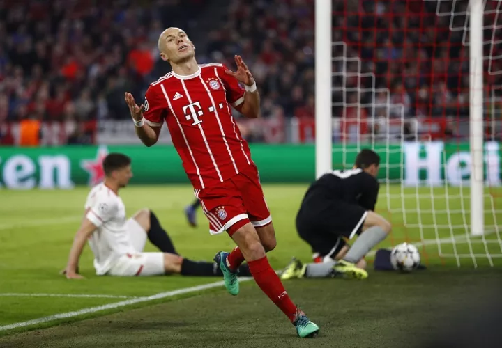 Arjen Robben  durante el partido ante el Sevilla. Foto: AP