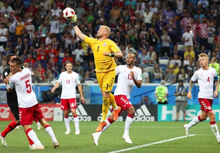  Kasper Schmeichel, portero de Dinamarca. Foto:EFE