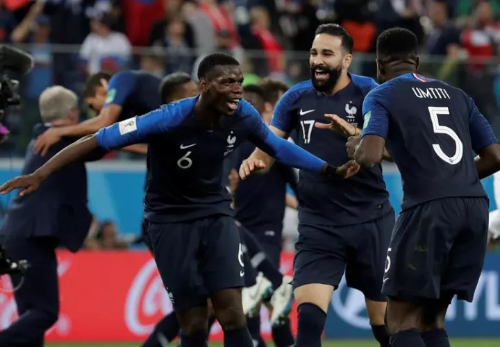 El defensa Samuel Umtiti fue elegido el Mejor Jugador de la semifinal que disputó Francia contra Bélgica (1-0). Foto EFE