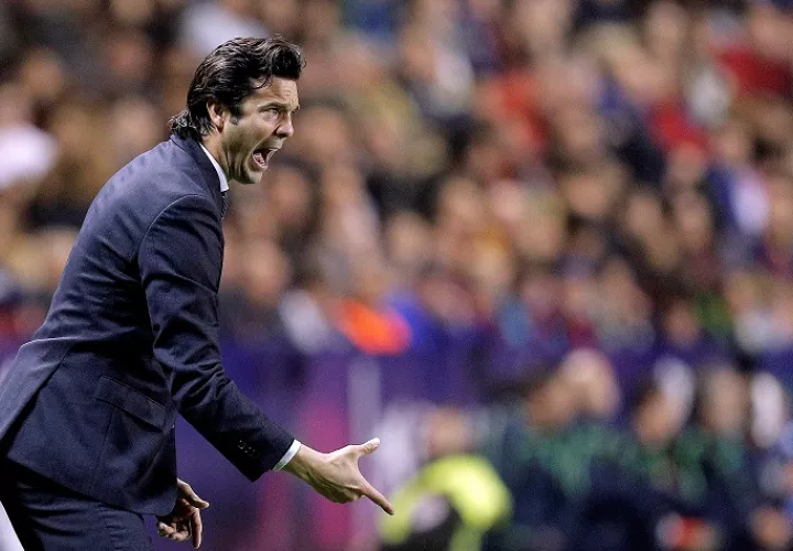 El técnico argentino del Real Madrid, Santiago Solari. Foto:EFE