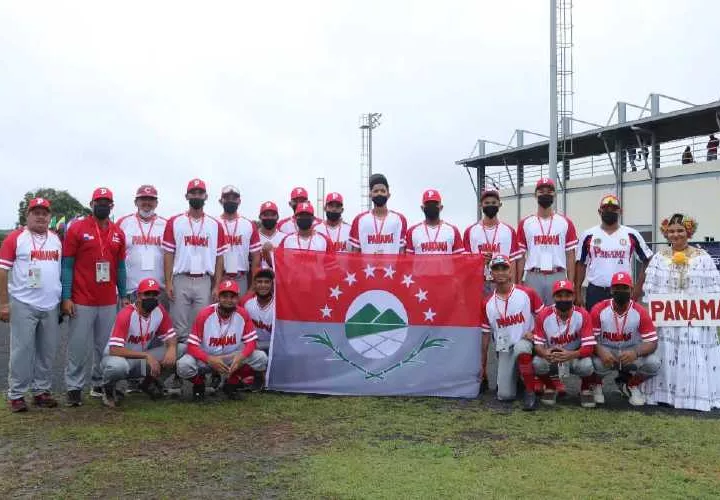 El equipo de Panamá A, representado por las Pequeñas Ligas de Aguadulce, Coclé, clasificaron con marca de 3-0. Foto: Pandeportes