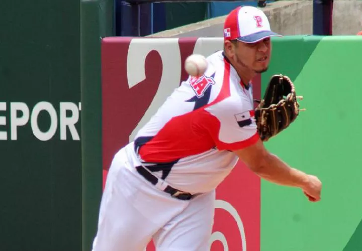 Ariel Jurado, lanzador de Panamá. Foto: Fedebeis