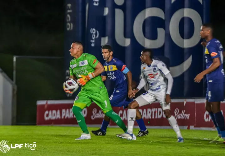 Aldair Arnedo, arquero del Universitario. Foto: LPF