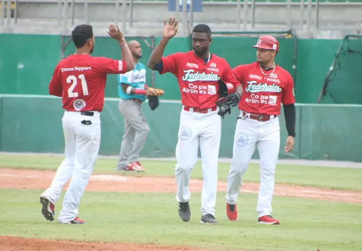 Los Federales iniciaron con el pie derecho la competencia. Foto: Probeis