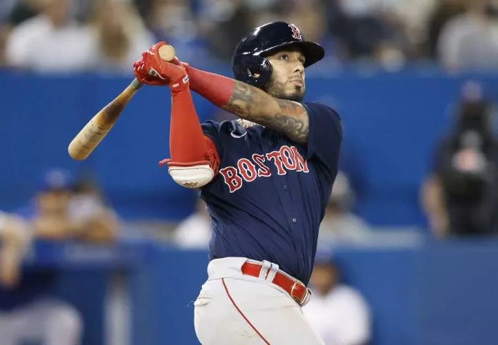 Jonathan Araúz, infielder panameño. 