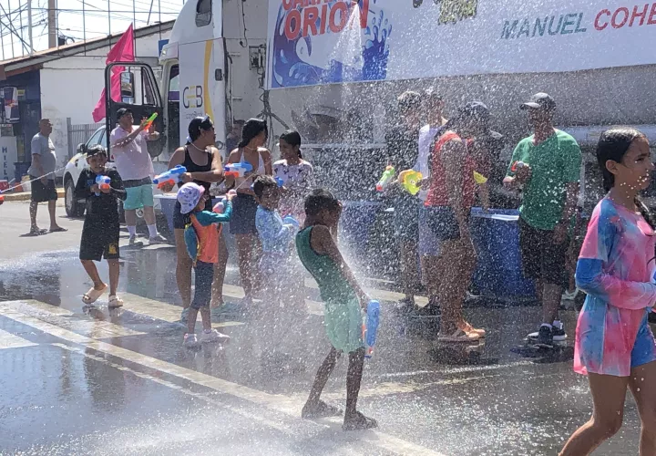 Cuatro días de mucha agua y diversión en Chitré.