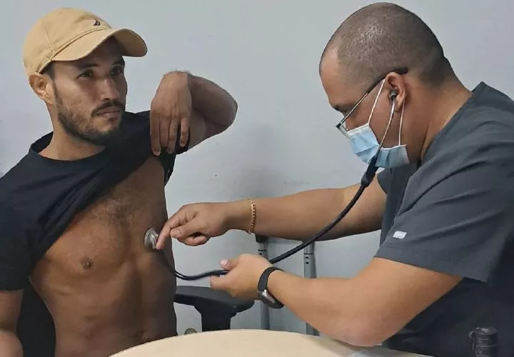 El examen médico de la función se efectuó ayer lunes. Foto: Laguna Premium Boxing