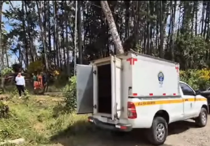 muere, hombre, 56 años, Las Minas, cae tractor, aplasta, lo manejaba