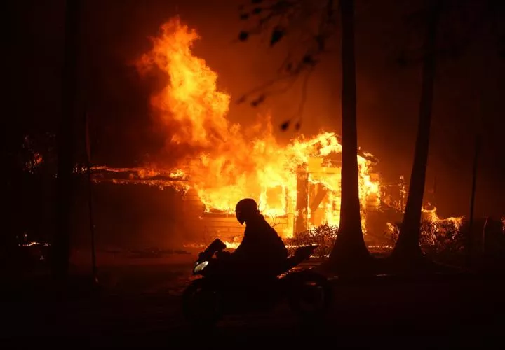 Dos muertos, incendios, Los Ángeles, tormenta de viento, tragedia